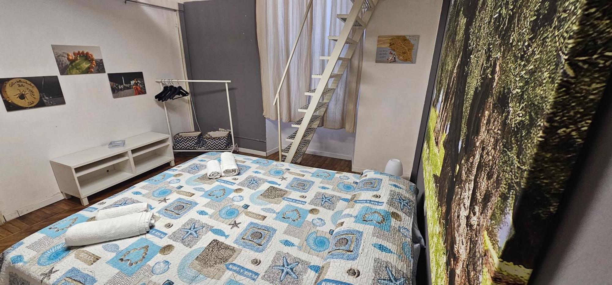House In The Center Of Appartement